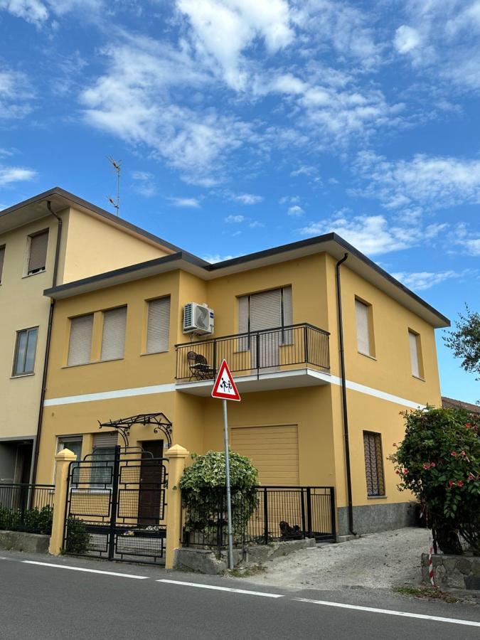 Appartamento Vicino Al Mare Con Parcheggio Riva Ligure Buitenkant foto
